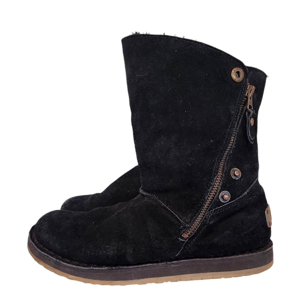 RJ's fuzzies Trixie Sheepskin and leather suede upper zip bootie size 8